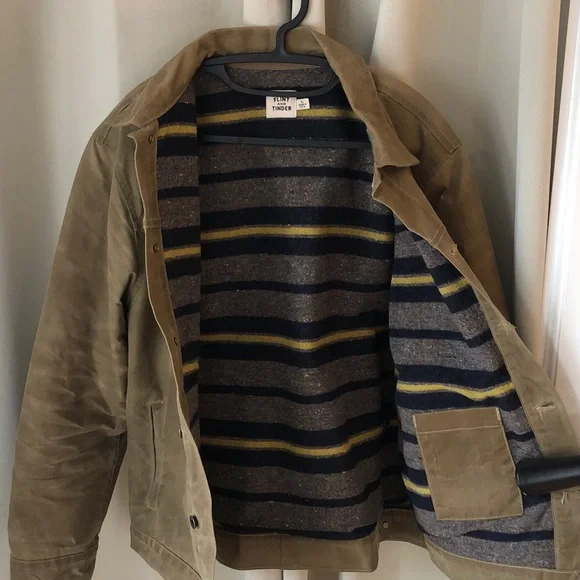 Flint and Tinder Wool Lined Waxed Trucker Jacket - Picture 7 of 12